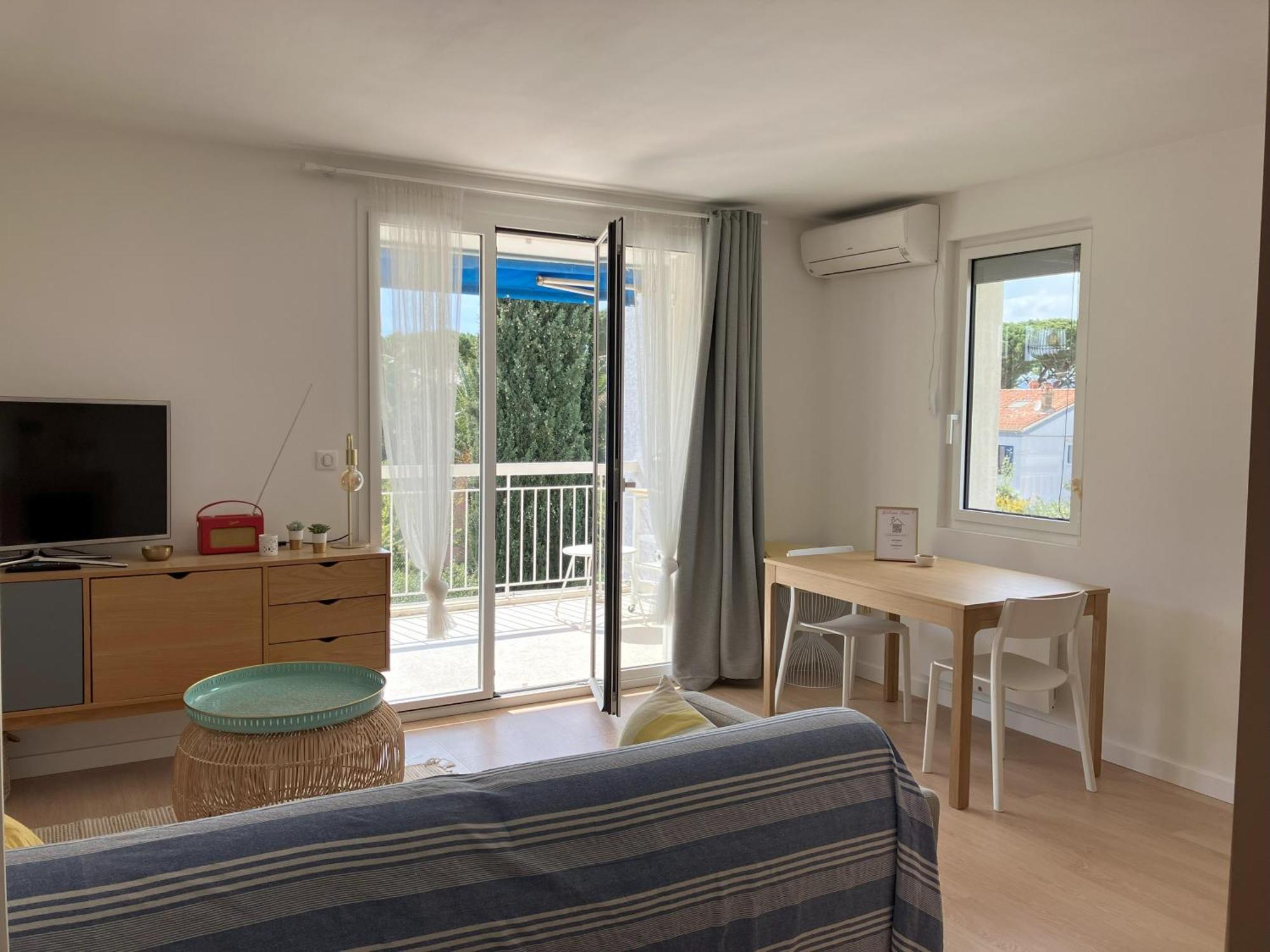 Mer & Relax - Parking - Wifi - Terrasse - Mer Saint-Cyr-sur-Mer Zewnętrze zdjęcie